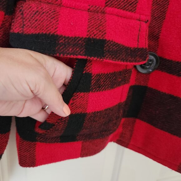 American Eagle Red Black Plaid Wool Peacoat Fall Winter Preppy Cabincore Cozy - Picture 4 of 11